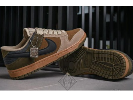 Nike SB Dunk Low Pro 39