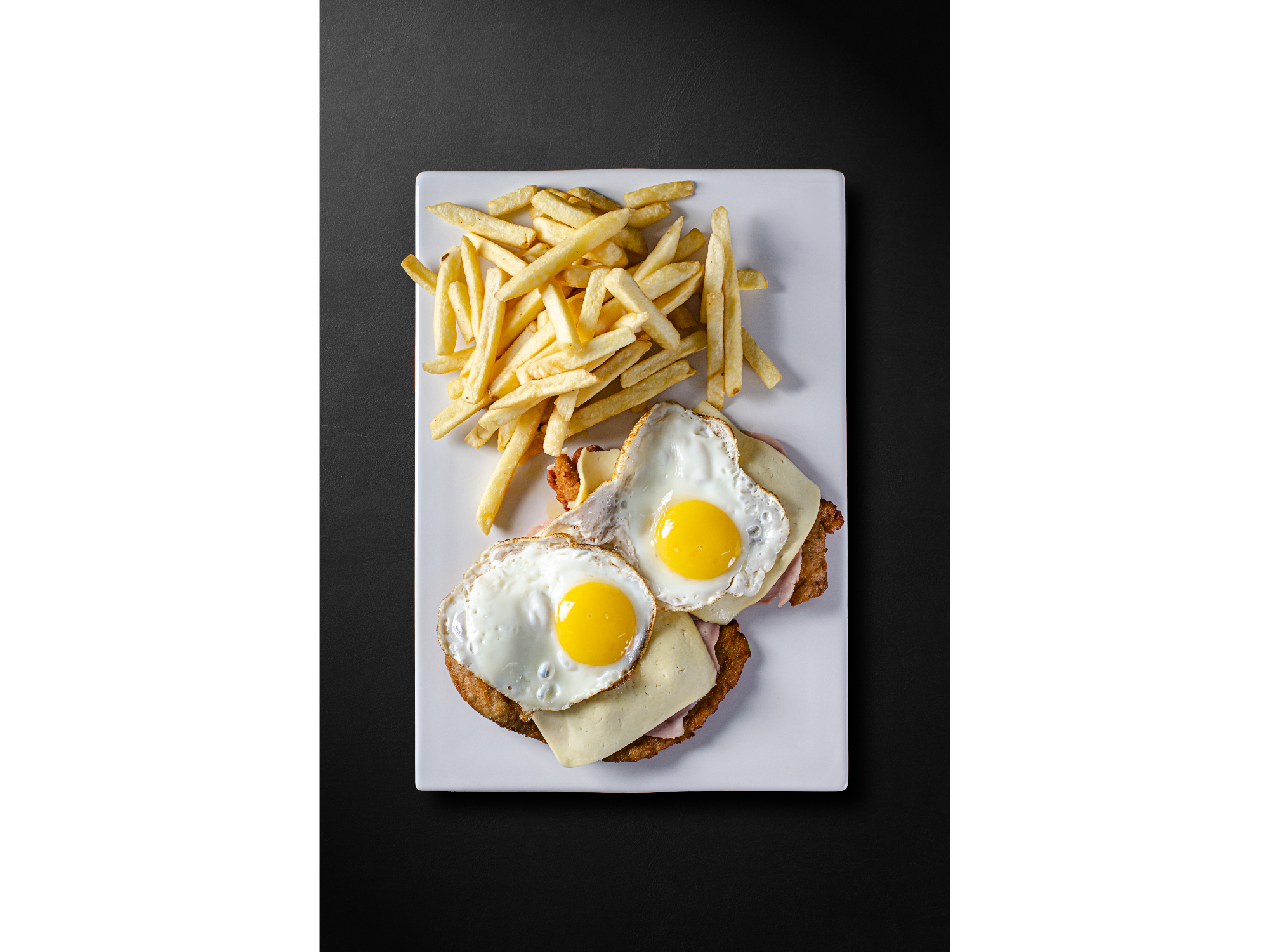 Suprema especial con papas fritas de Lo De Franco
