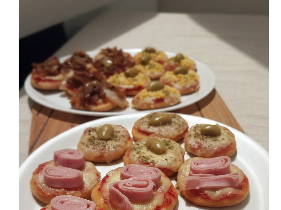 Pizzetas con masa casera