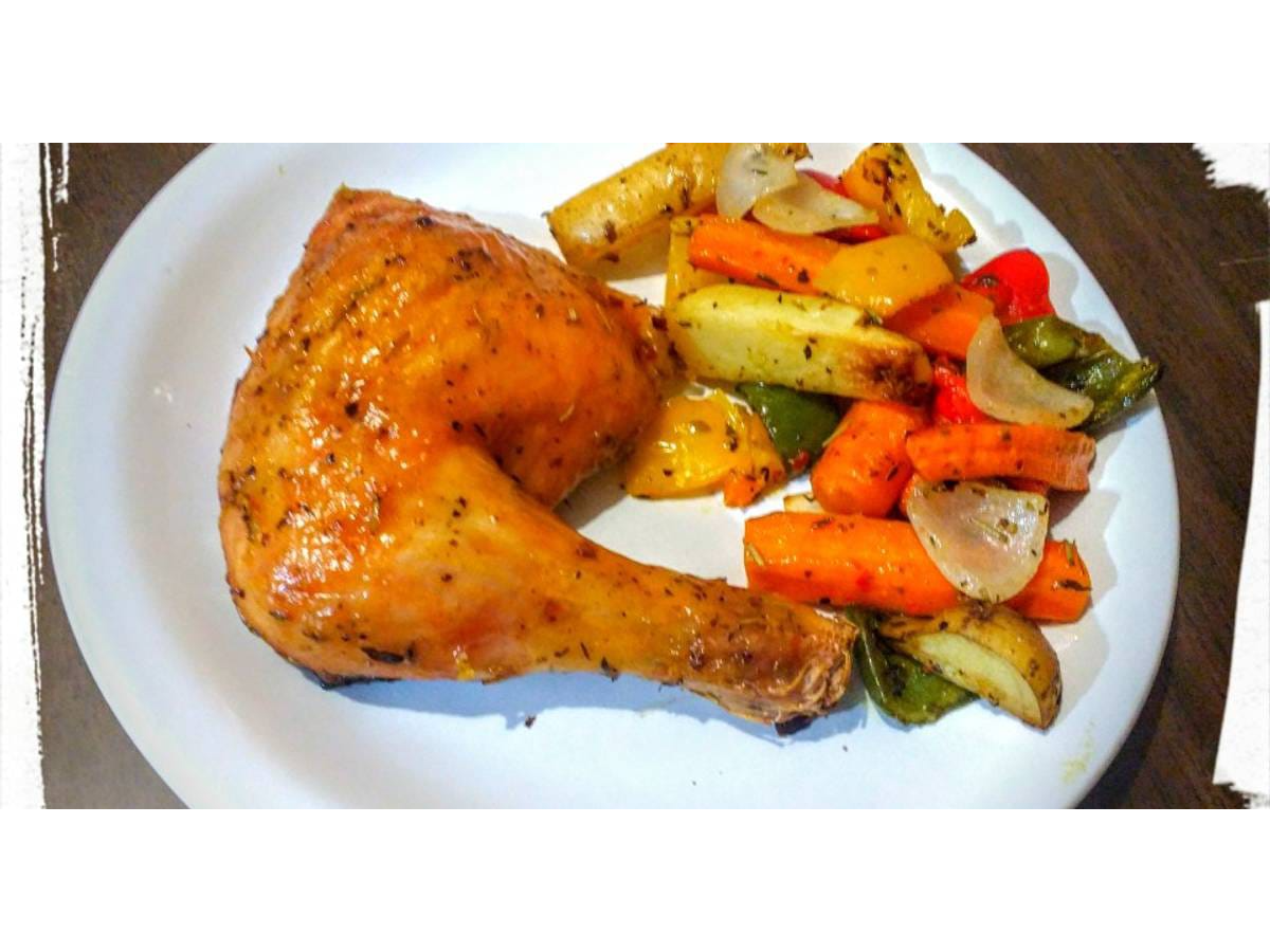 Pata Muslo al horno con guarnicion