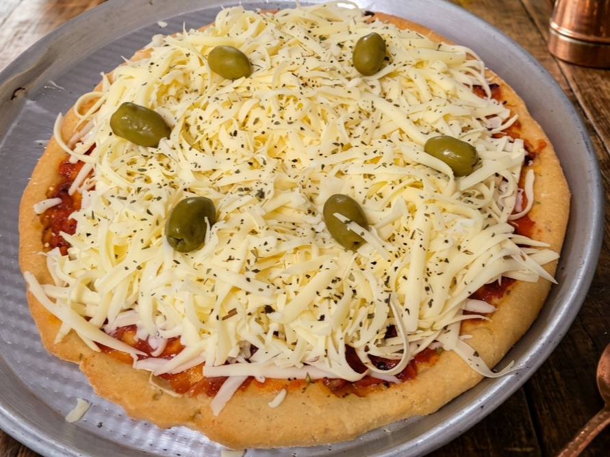 Pizza (Garbanzo, mandioca y maiz)