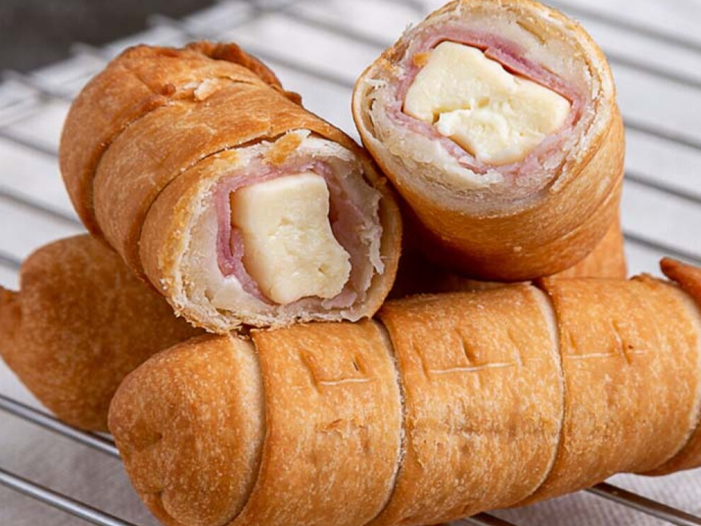 Tequeños de jamón y queso