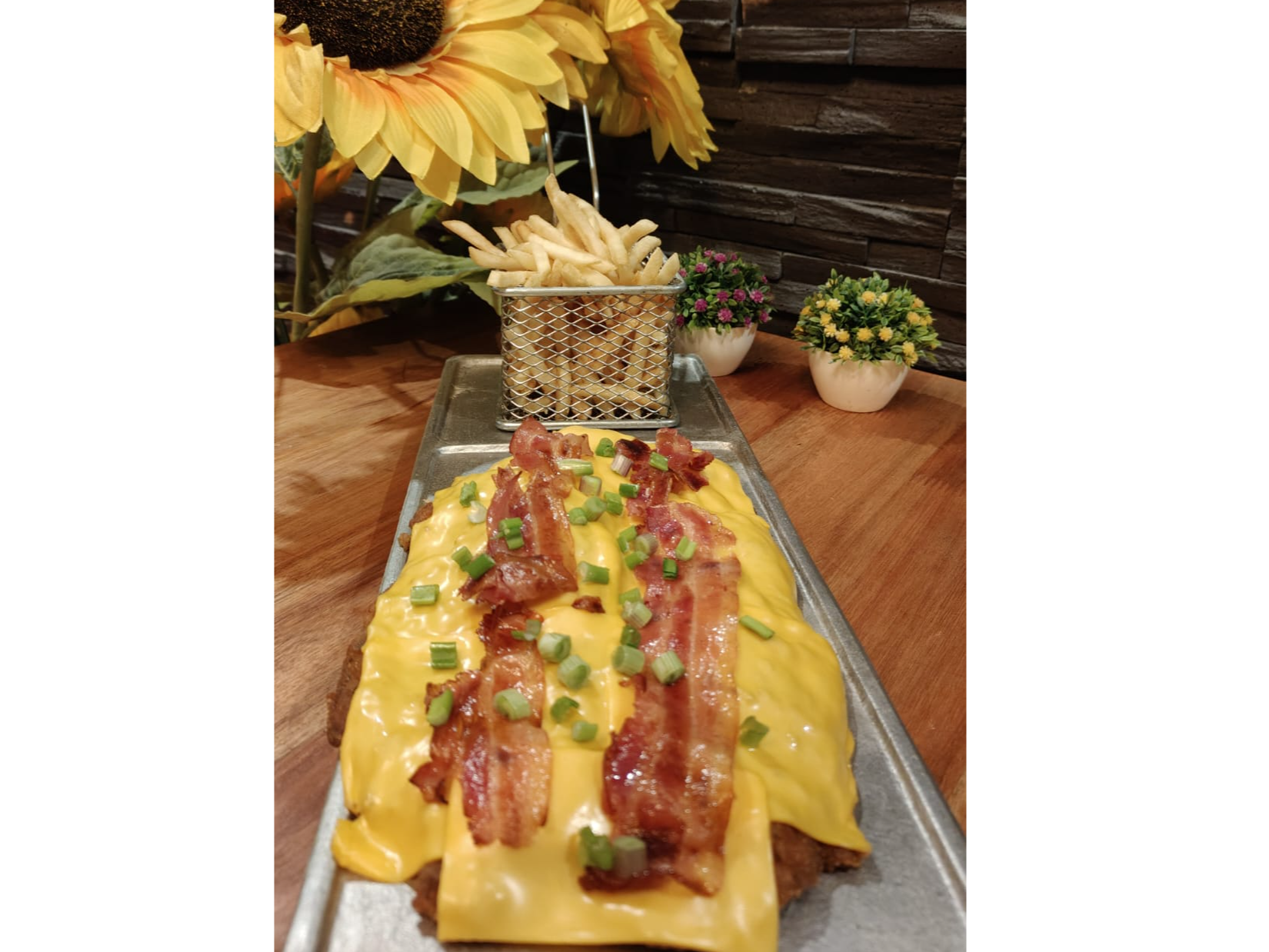 MILA JUNIOR AL PLATO