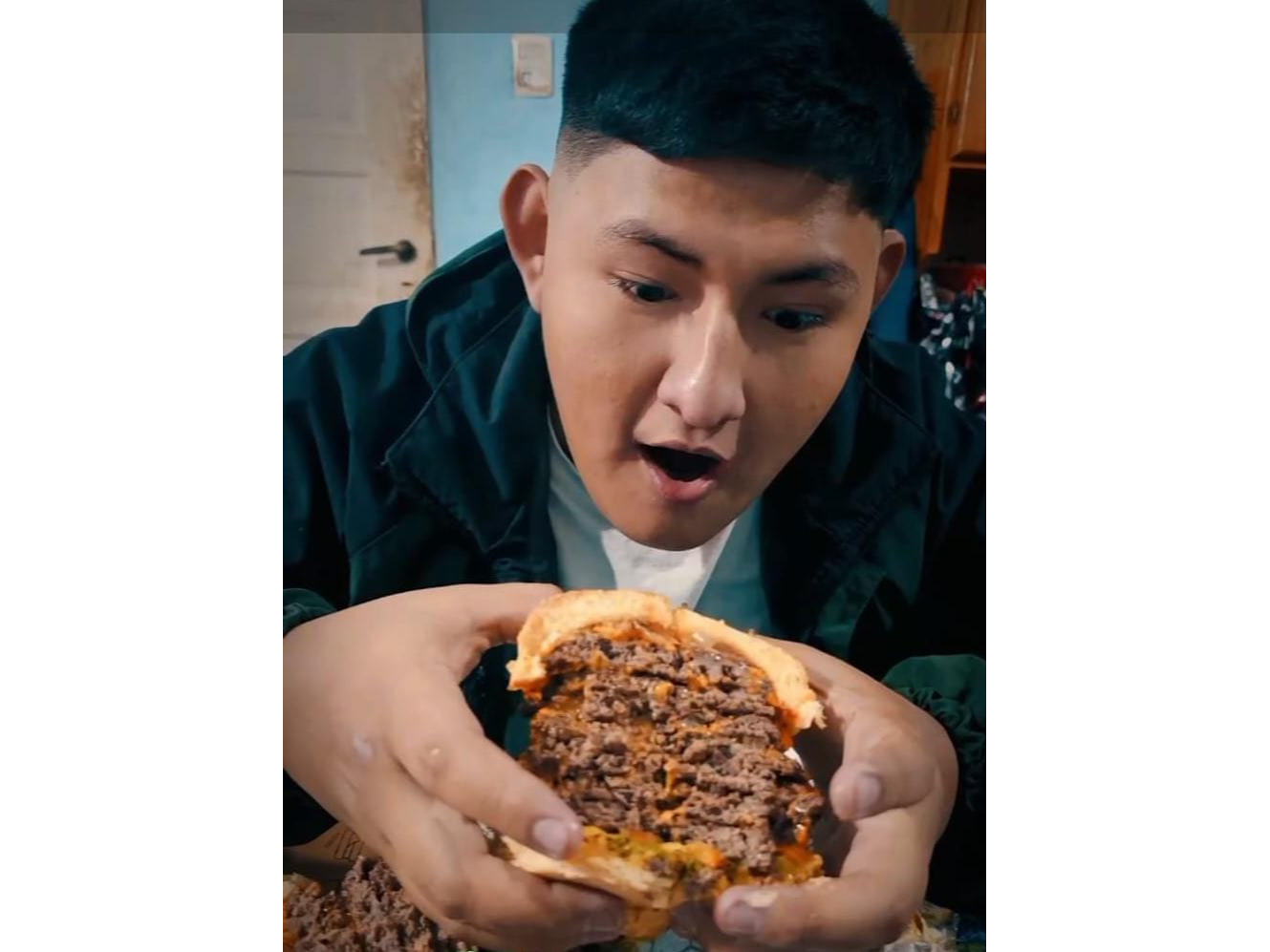 ARMA TU BURGER MEGA X7 CARNES