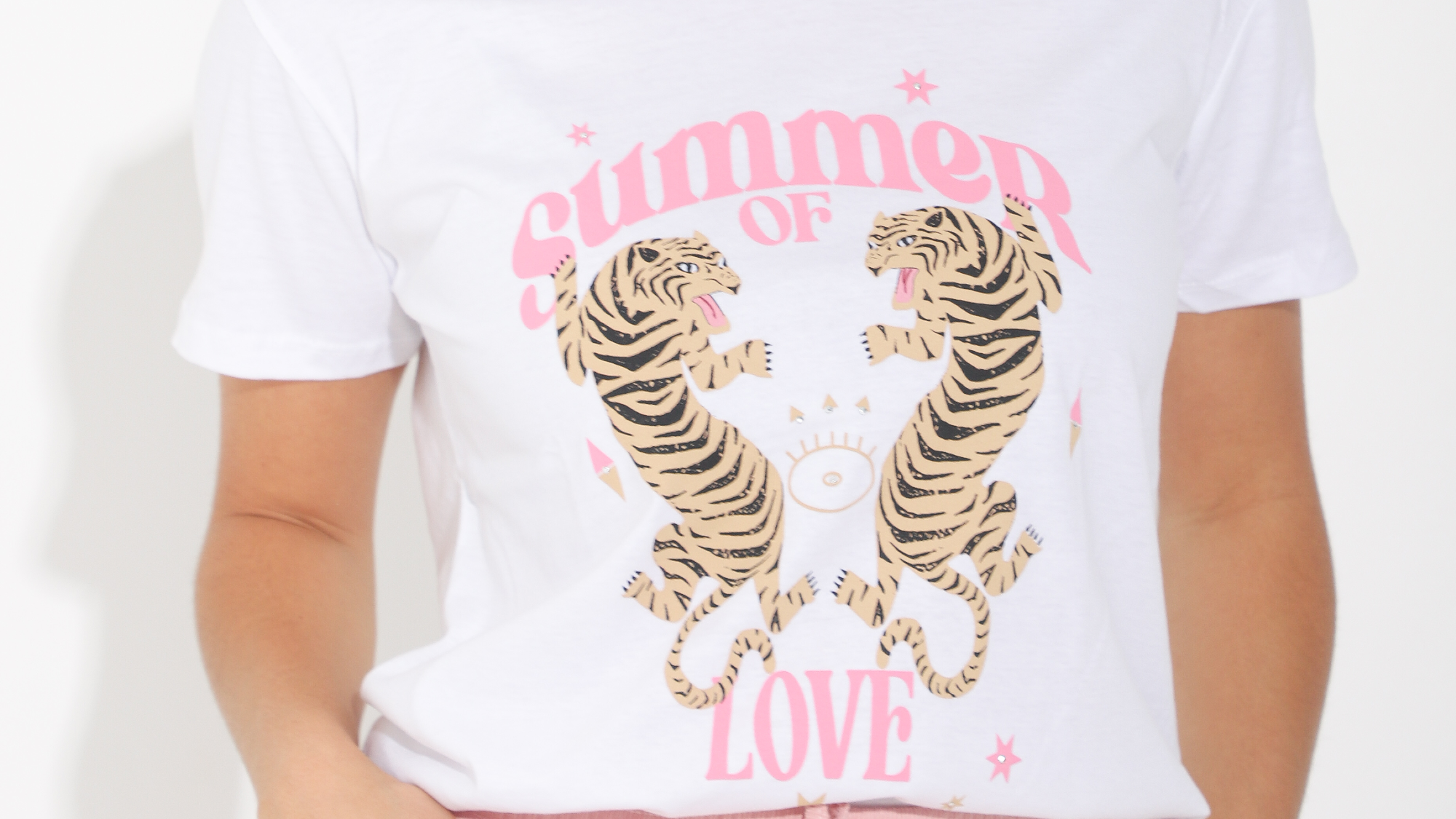 REMERAS STRASS - BORDADAS