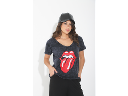 Remera nevada lengua strass