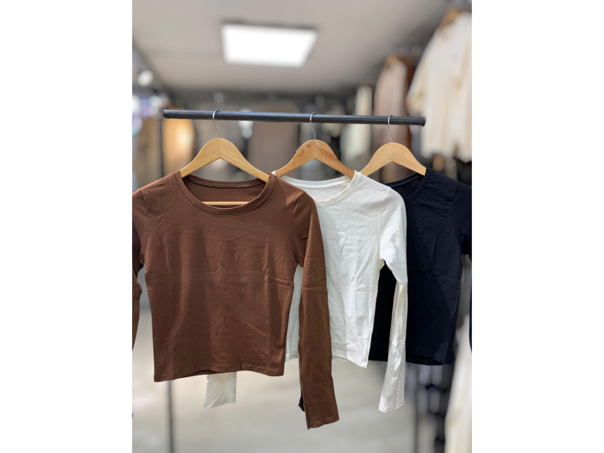 Remera cuello redondo modal