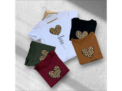 Remera corazon print mirame a mi Art 101775