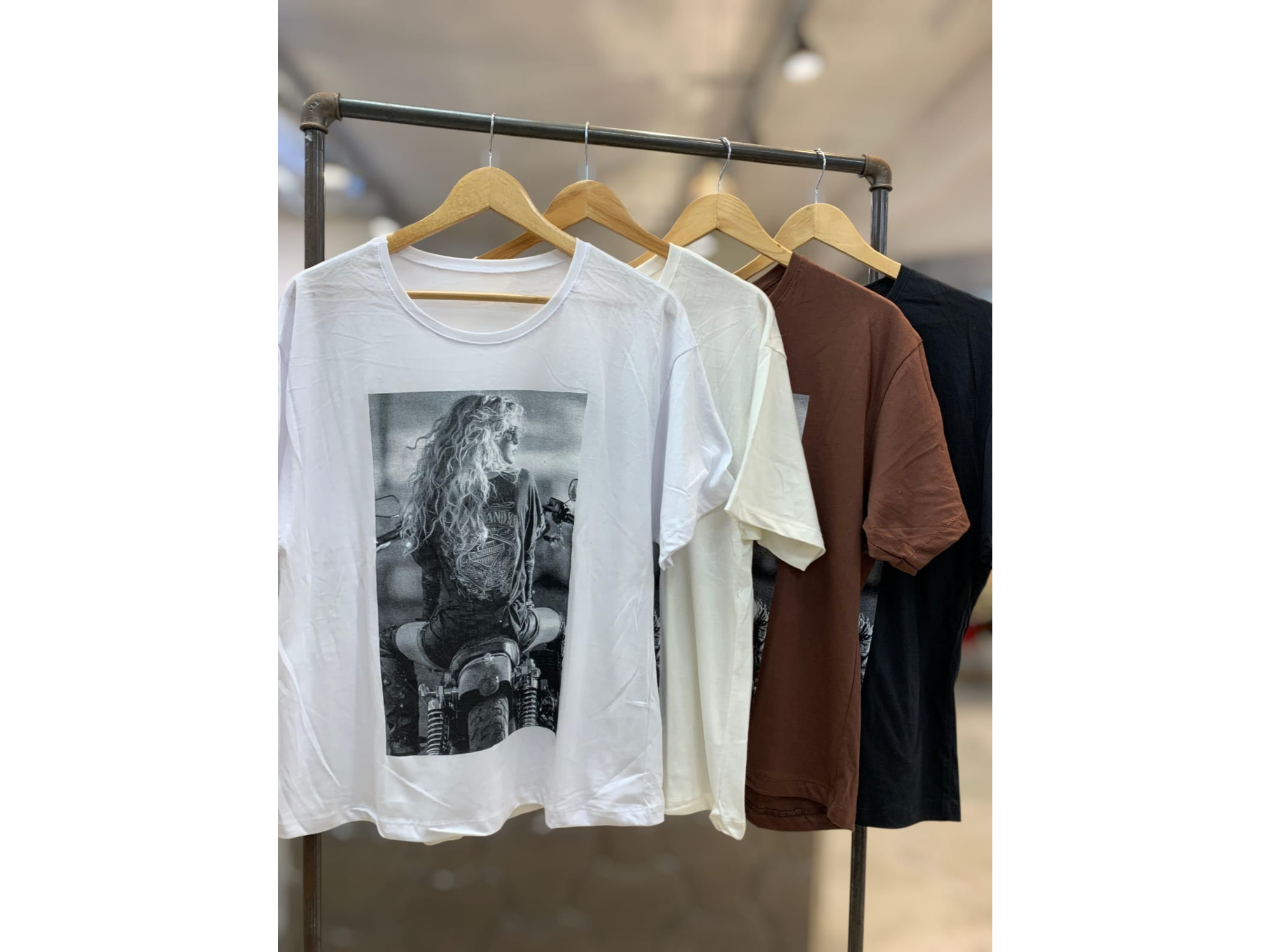 Remeron mujer moto