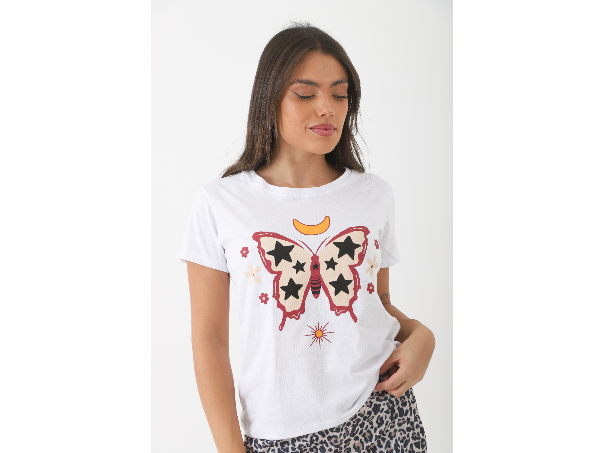 Remera Mariposa estrellas luna flores  Art 101813