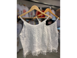 Musculosa con flecos