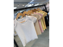Remera bambula .-