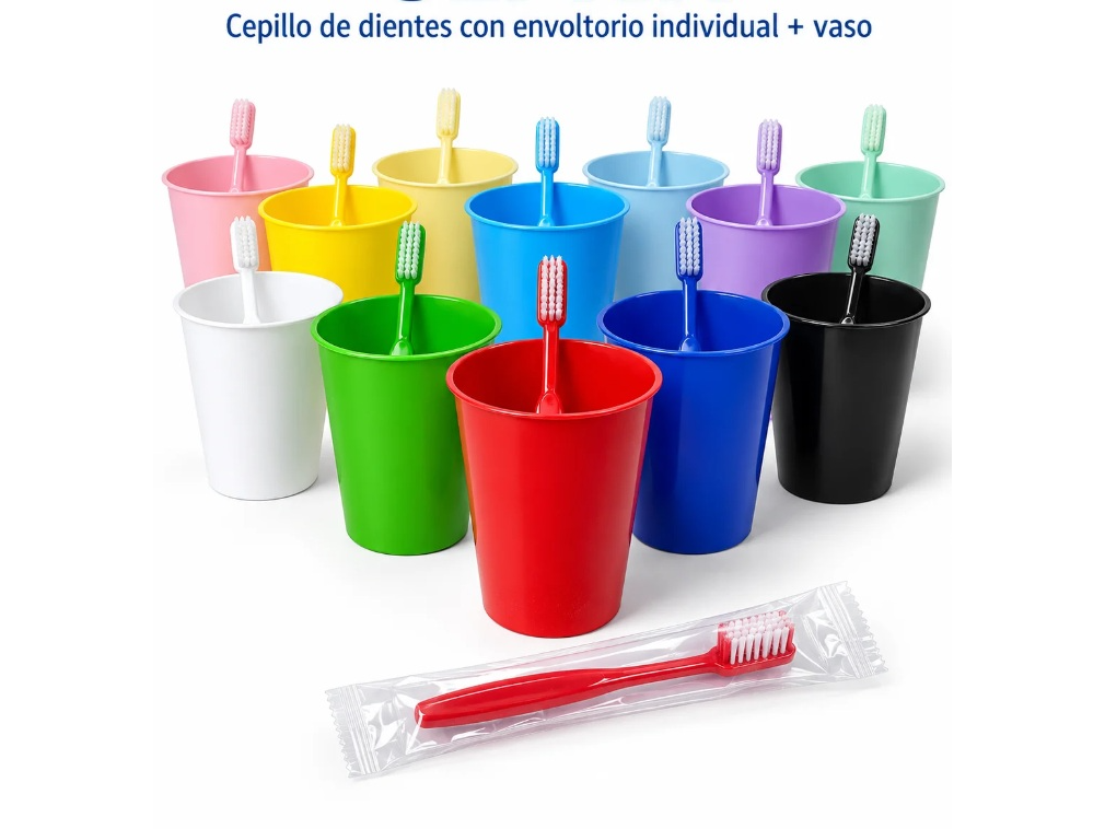 KIT VASO PLASTICO + CEPILLO DE DIENTES (MODELO2)