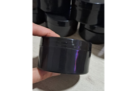 POTE PLASTICO PARA CREMA CON TAPA A ROSCA NEGRO 120 GR.