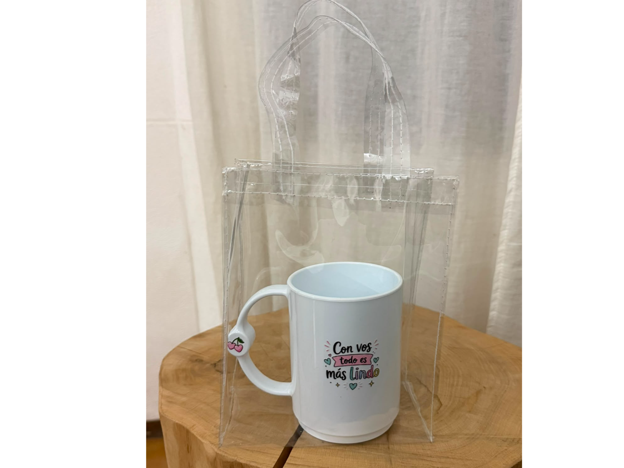 TAZA+ STIKERS AMIGO + BOLSA PVC MODELO 1