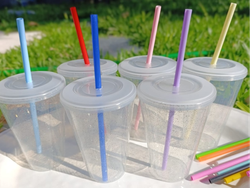 VASO TINI C/ GLITTERS TRANSPARENTE CON SORBETE DE COLOR A ELECCION