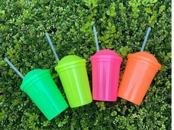 VASO MILK FLUO Y SORBETE TRANSPARENTE DESCARTABLE 300 CC.