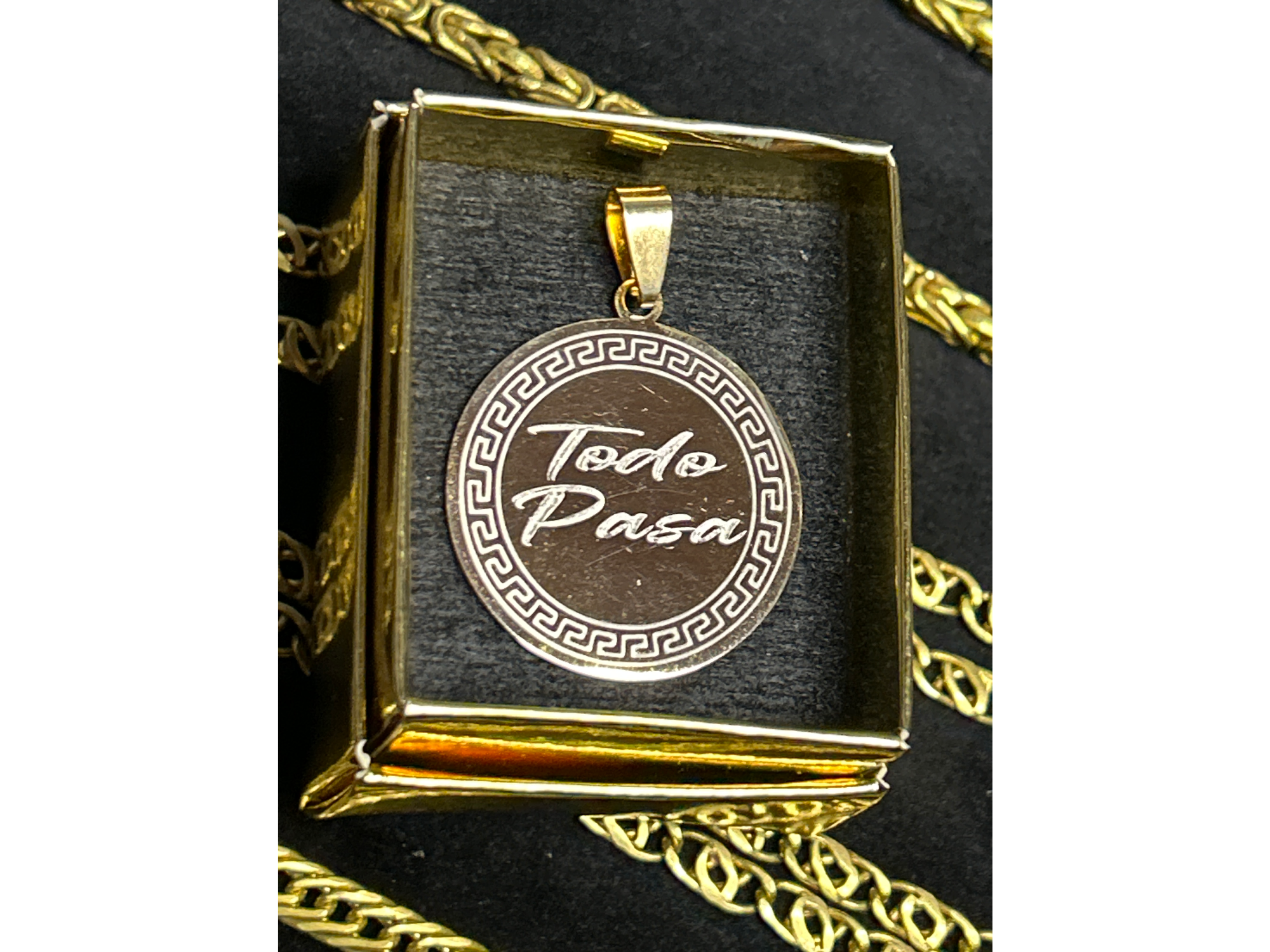 Medalla redonda TODO PASA