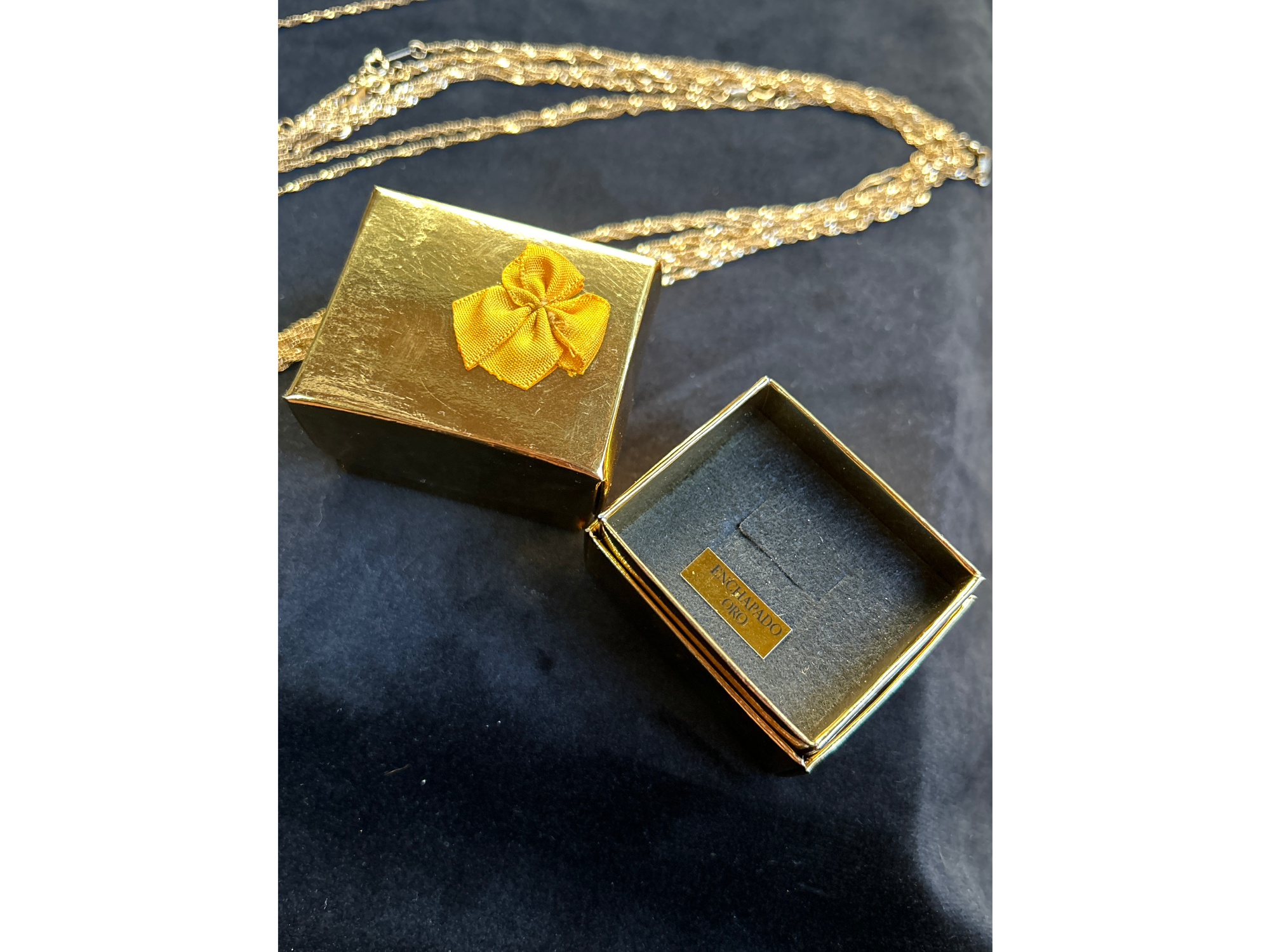 CAJA PARA ANILLOS - AROS