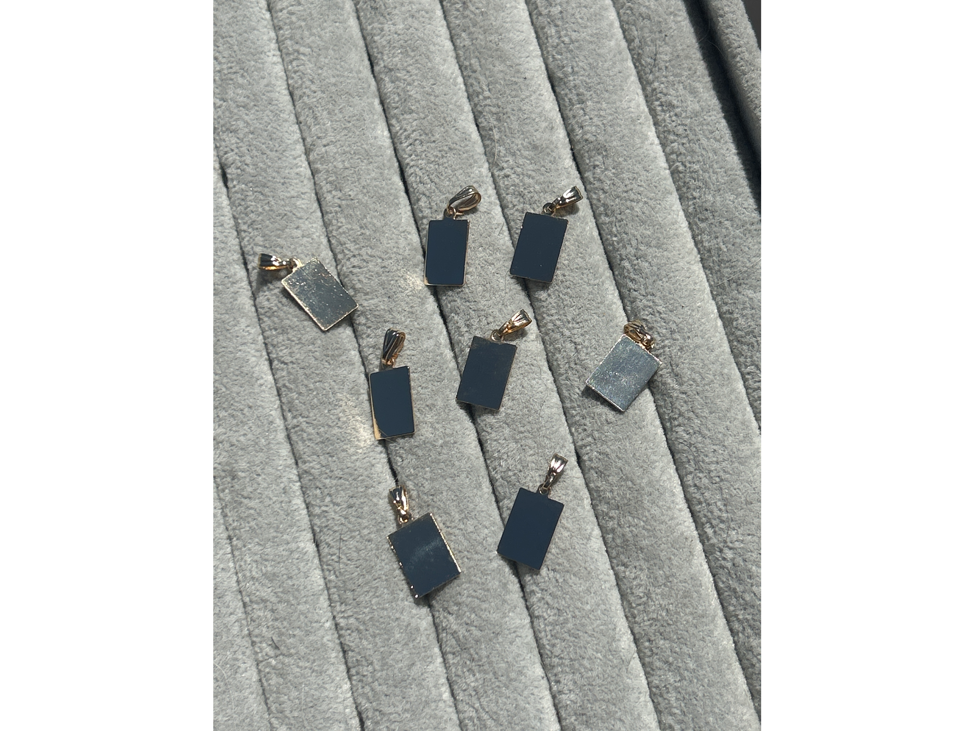 Medallita Lisa \ Grabada