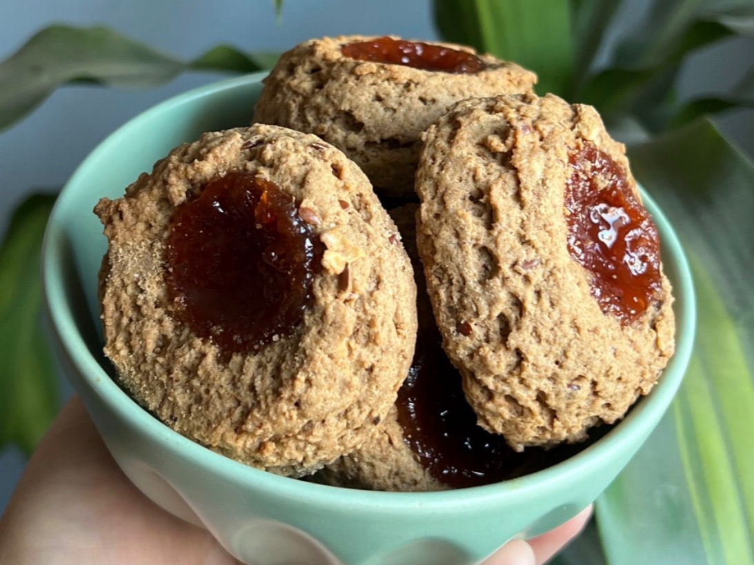 Pepas de algarroba con membrillo