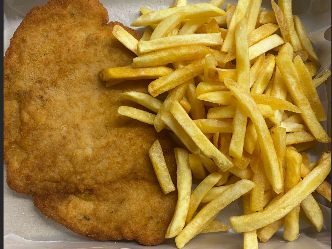 Milanesa + papas fritas 🍟