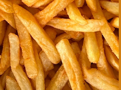 Caja de papas fritas 🍟 + cheddar ( para 3 🧍🏻♂️)