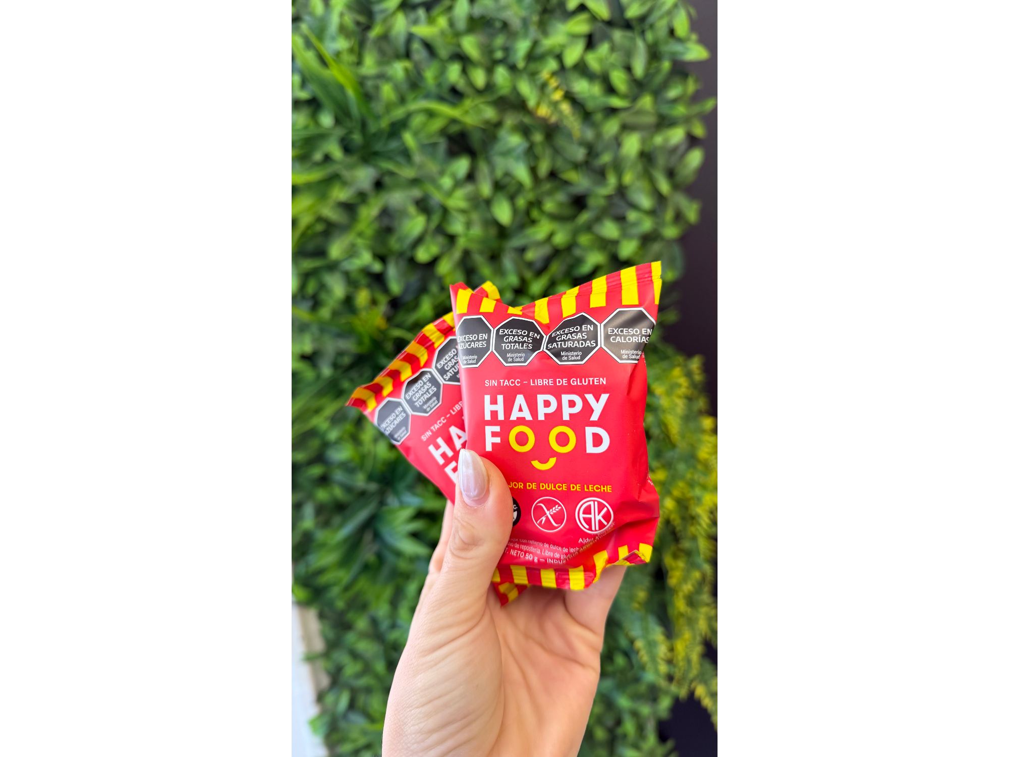 Alfajor happy food dulce de leche