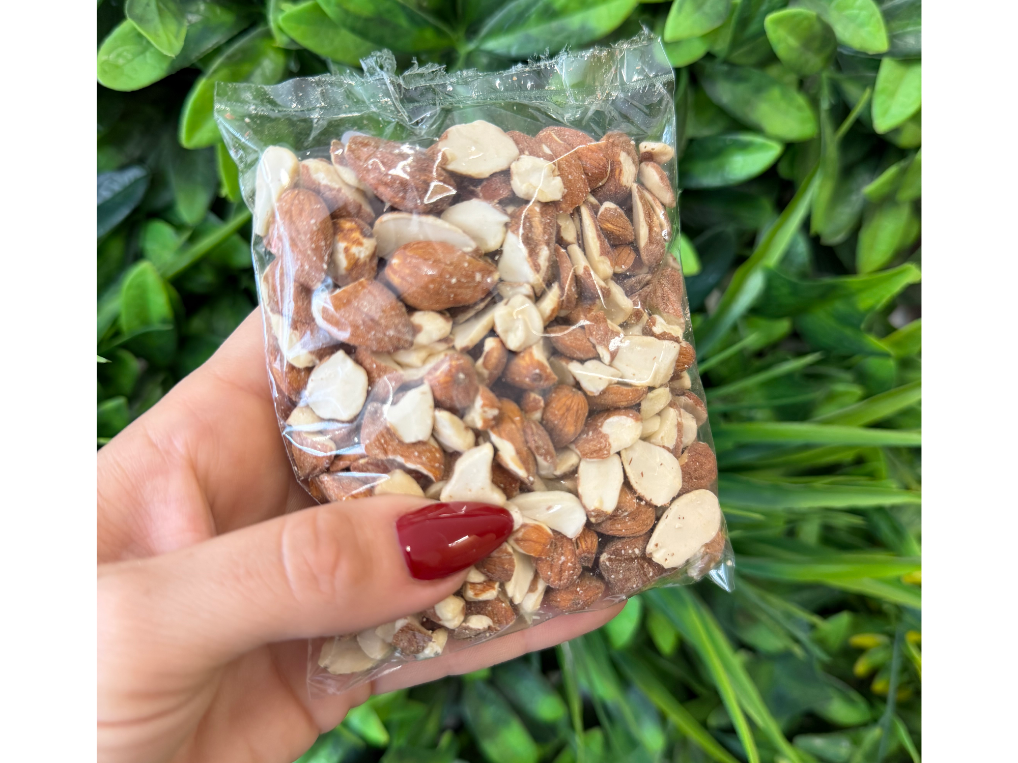 Almendras partidas