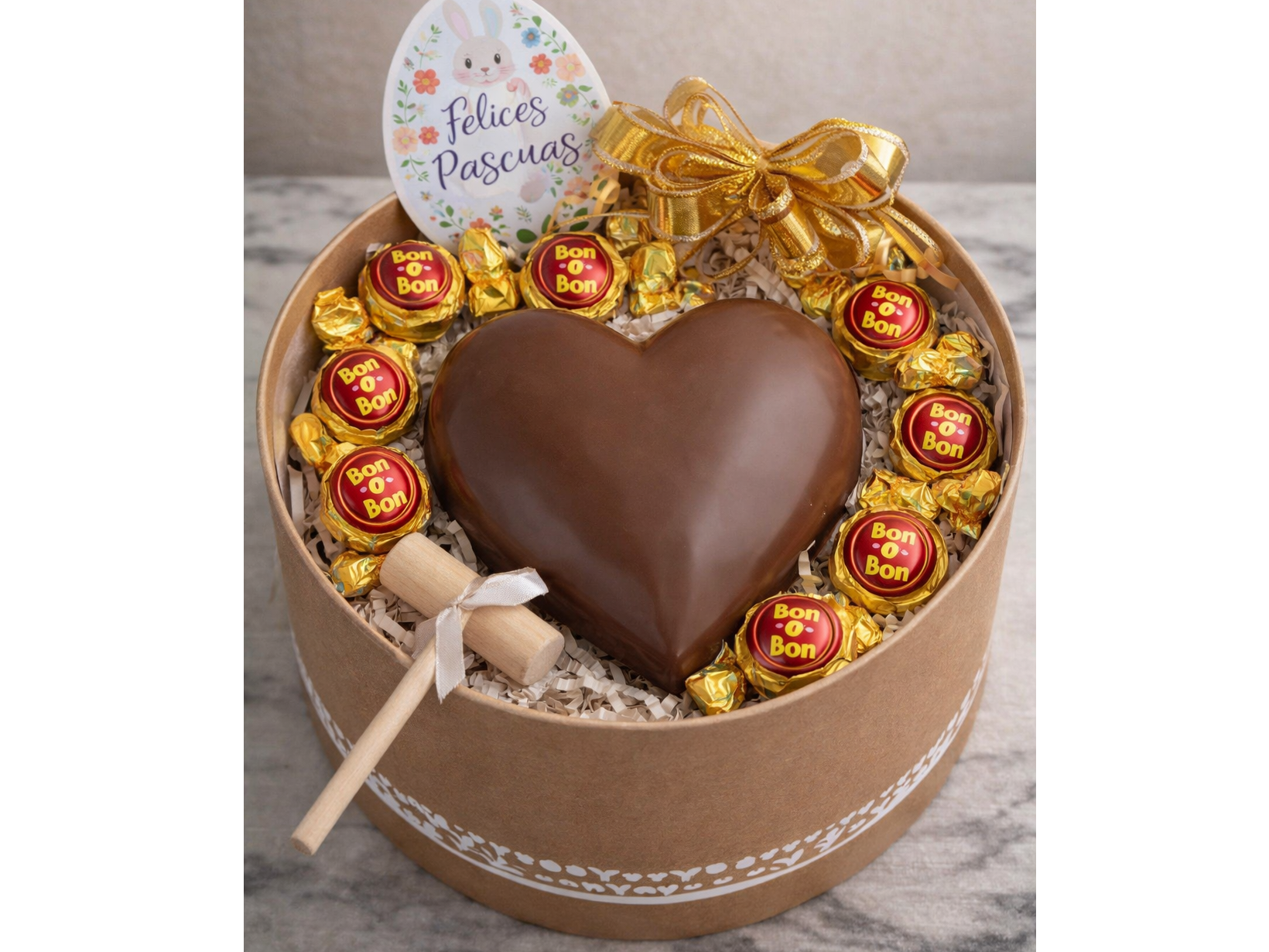 Corazón de Bon o Bon + martillo para romperlo