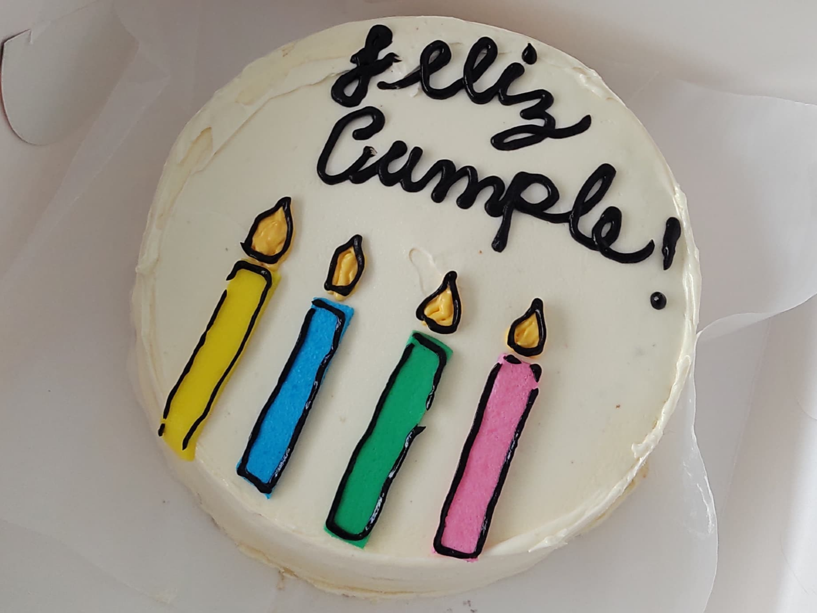 Torta artesanal FELIZ CUMPLE + velita de regalo