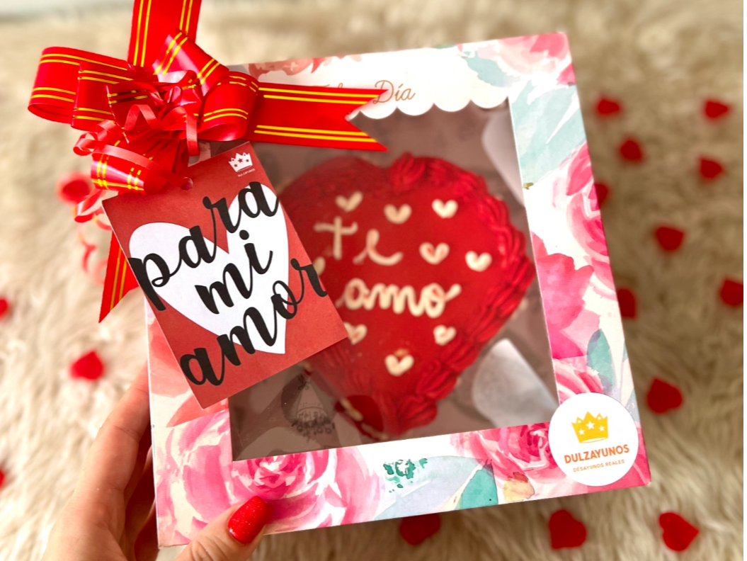 Torta artesanal TE AMO (corazón)