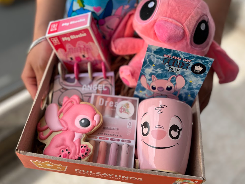 Desayuno Mágico ANGEL (STITCH ROSA)