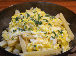 PAPAS REVUELTAS CON HUEVO