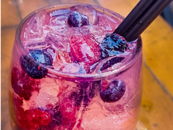 MOJITO FRUTOS ROJOS