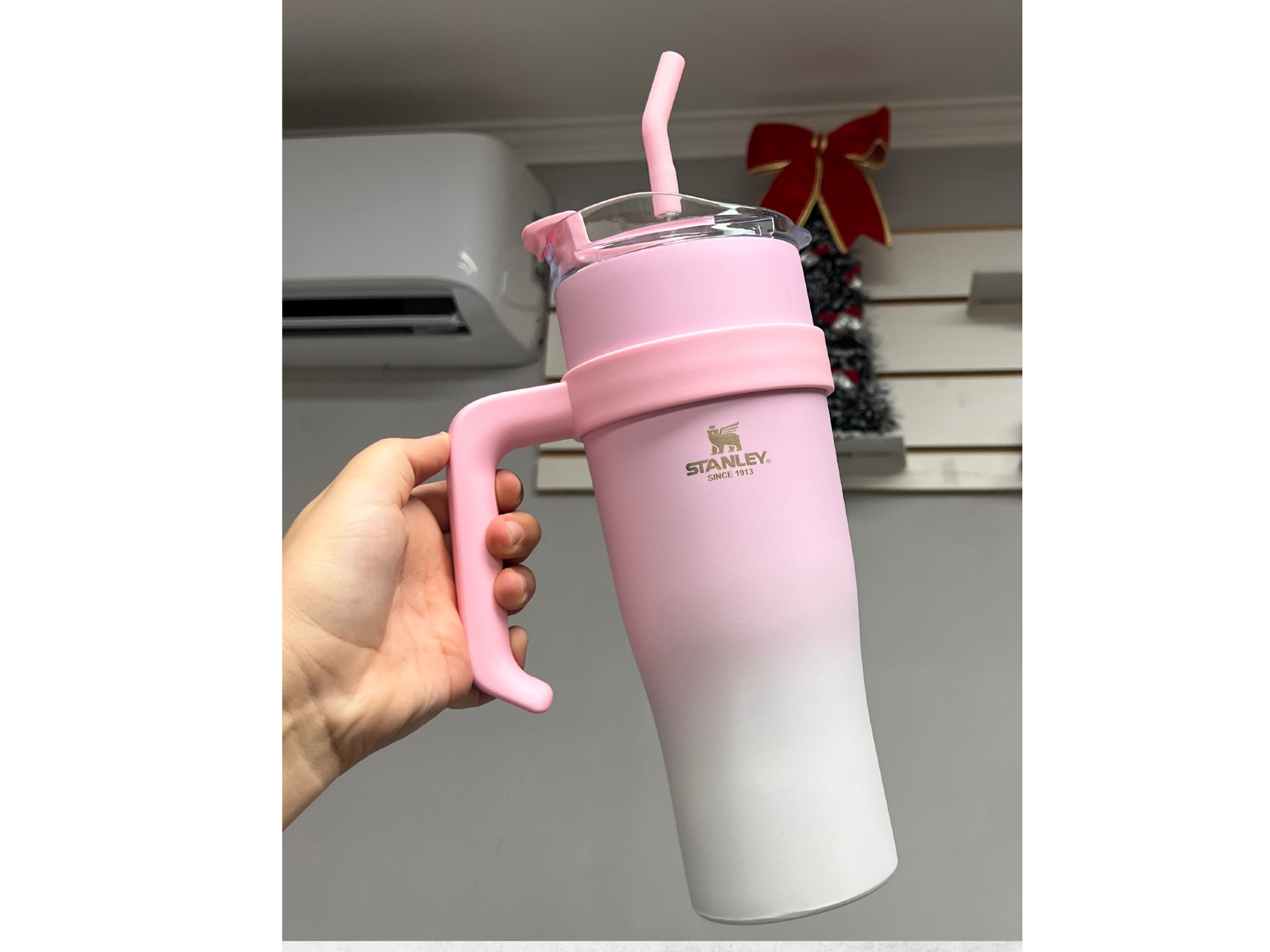 Vaso Quencher degrade rosa y blanco