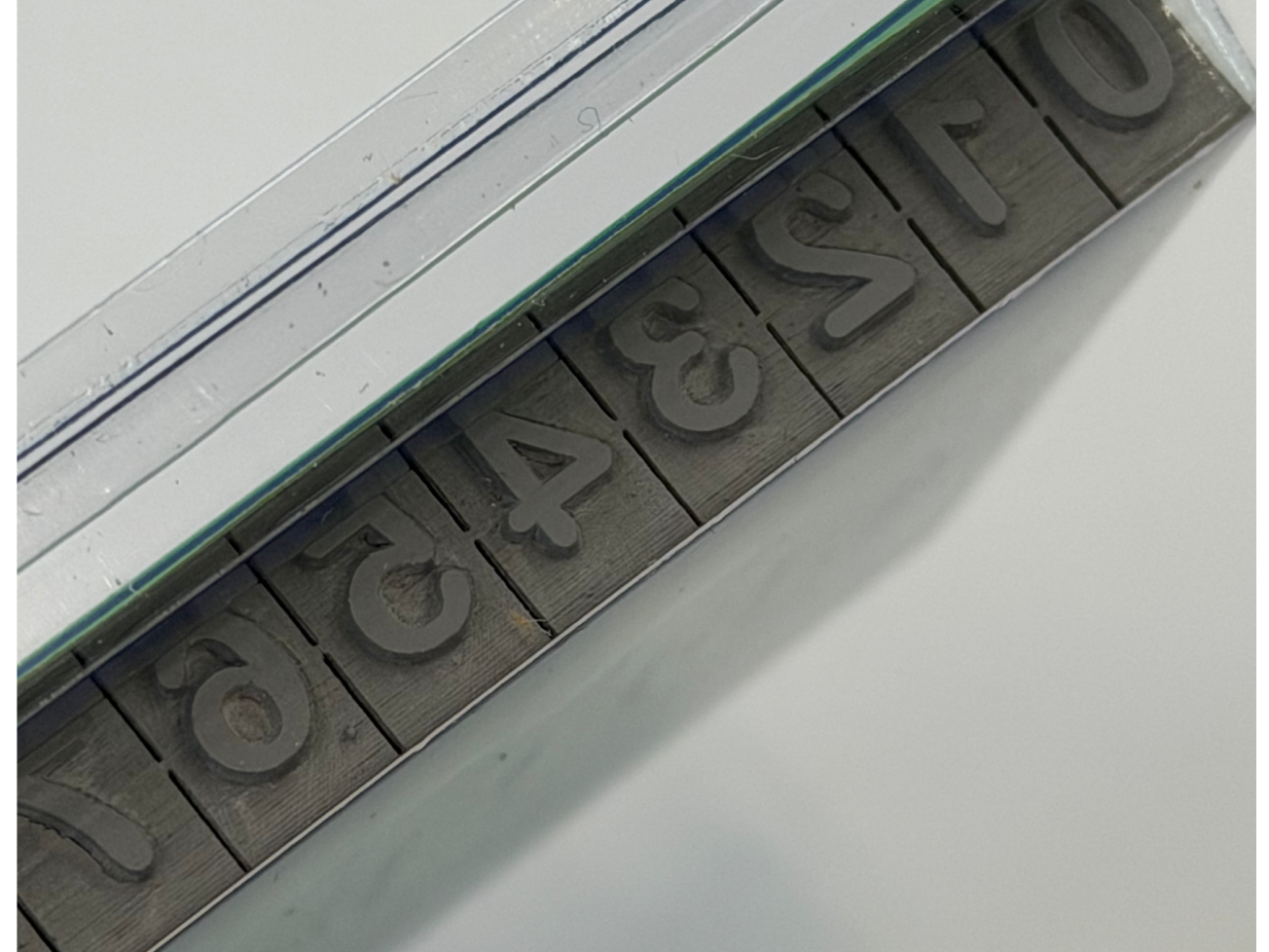 ALSS1N-Attachable Stamps Numeros