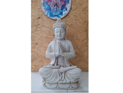 Buda Namaste sobre Flor de Loto 55cm