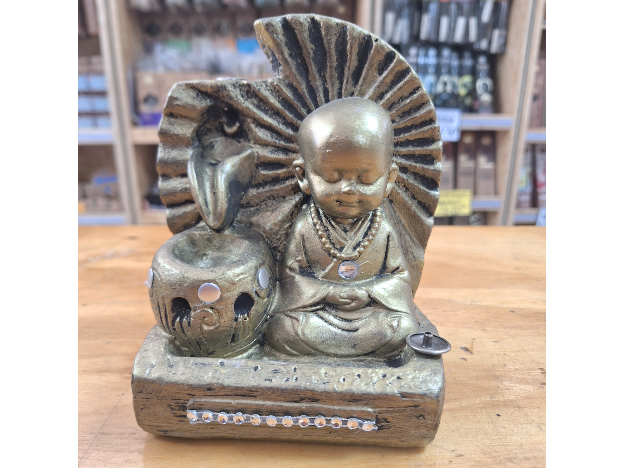 Cascada Muro Grande Buda + Portasahumeros + 2 conos de Regalo