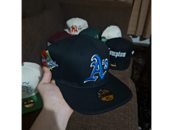 59FIFTY Oakland Athletics World Series - Colorway Negro/Azul Custom