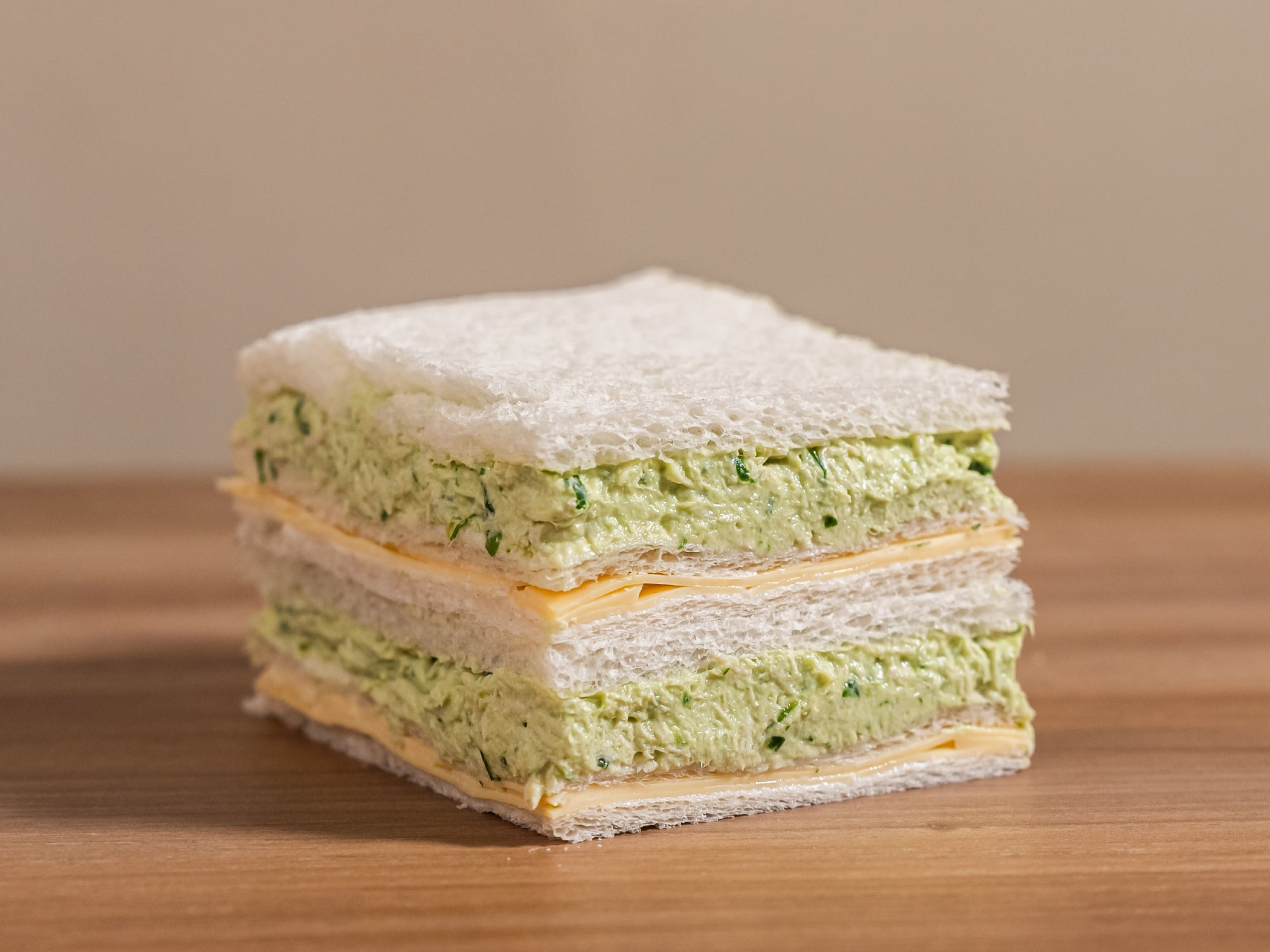 SANDWICH DE MIGA REINA PEPIADA