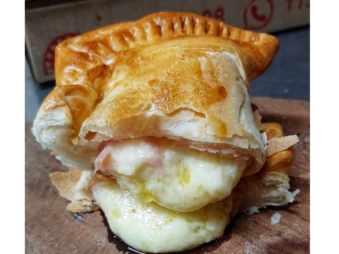 Panceta y Muzzarella