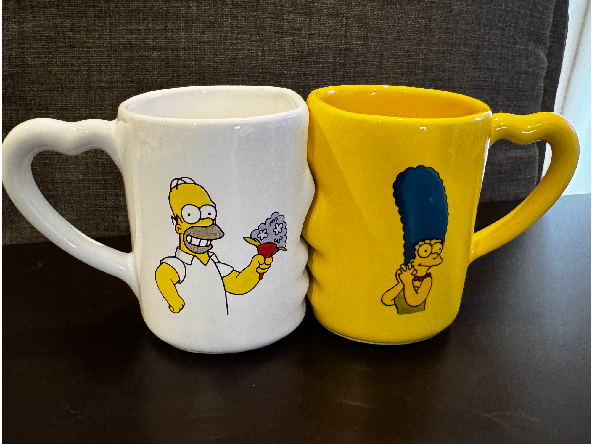 Marge y Homero (enamorados)