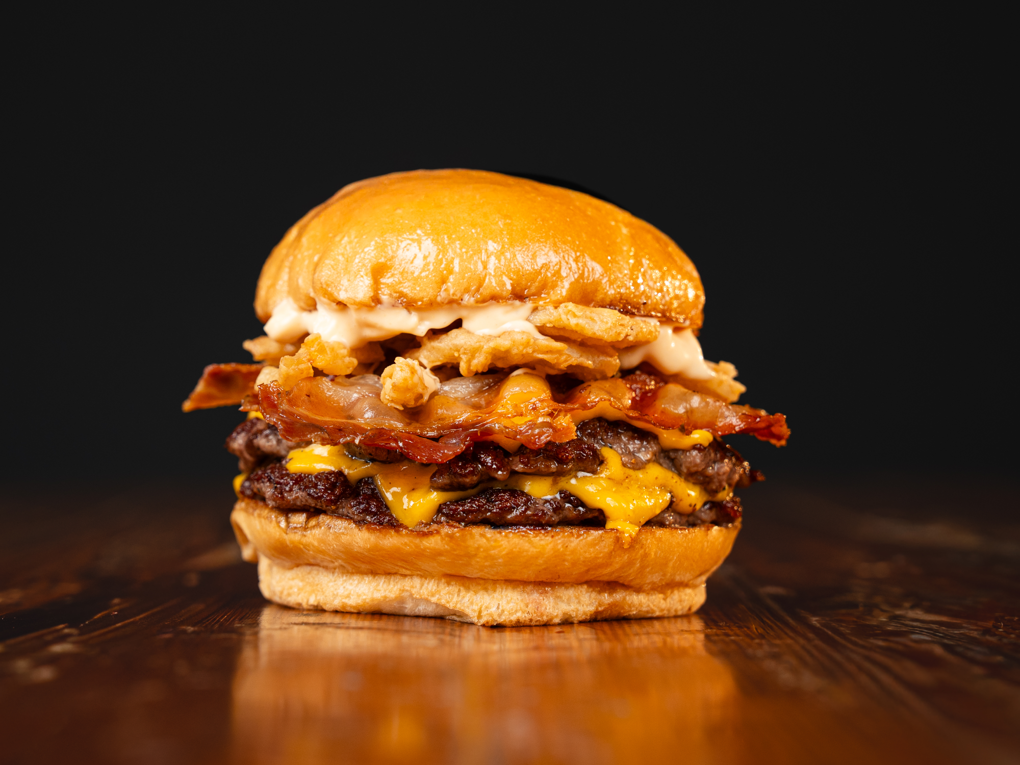 Crispy Onion Doble con papas