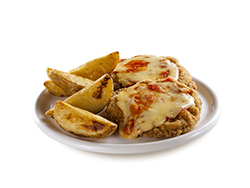 Milanesa napolitana con papas rusticas