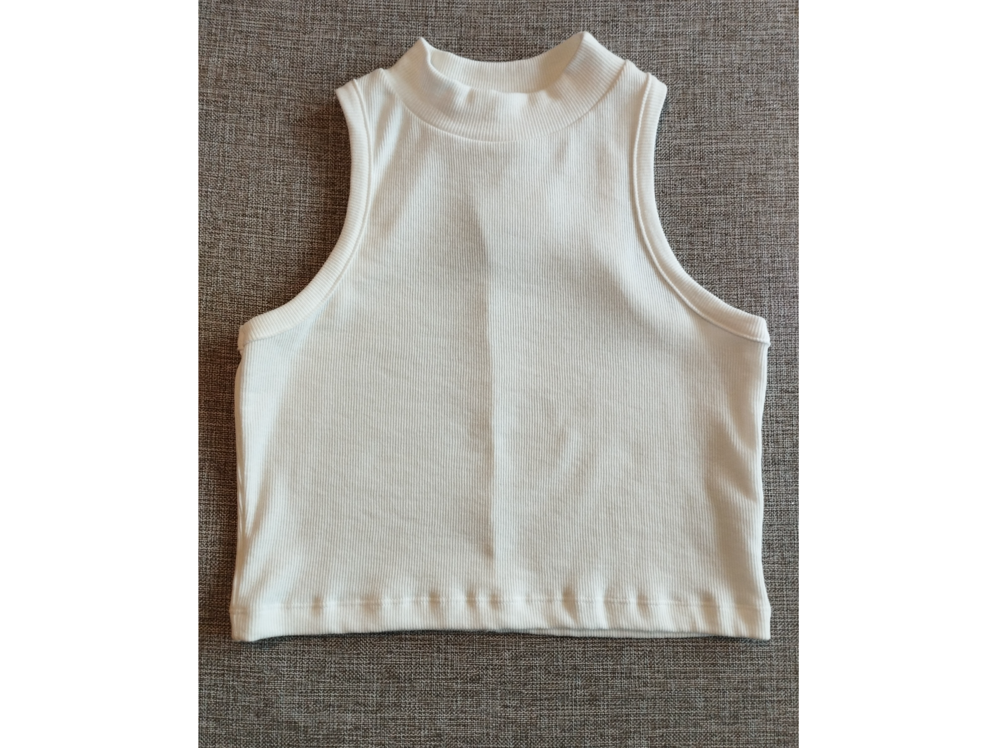 Top Morley con cuello blanco