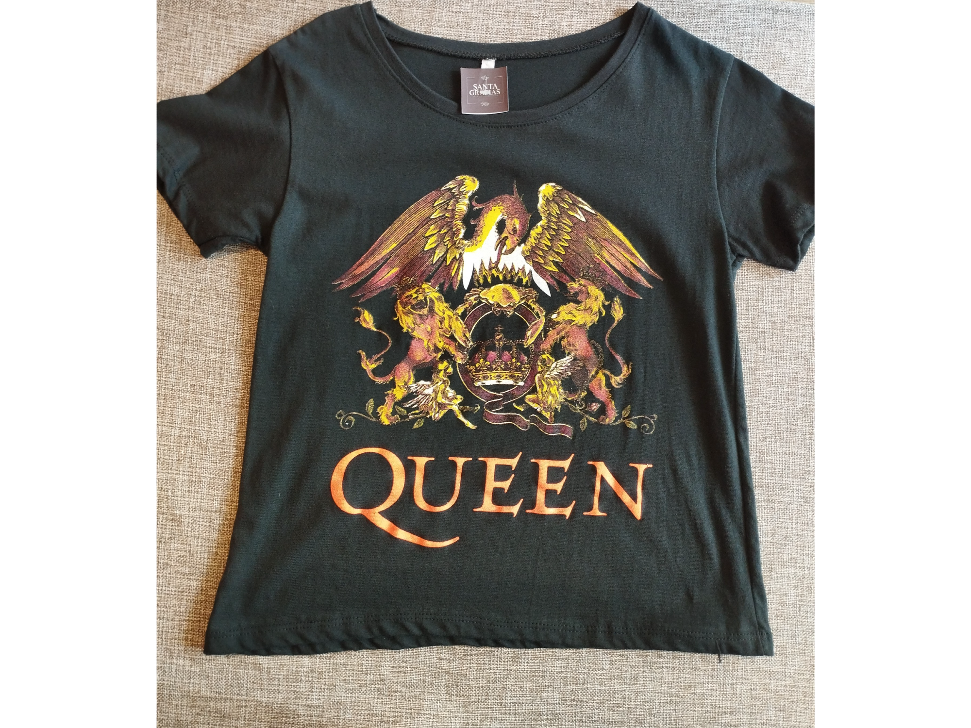 Remera Queen