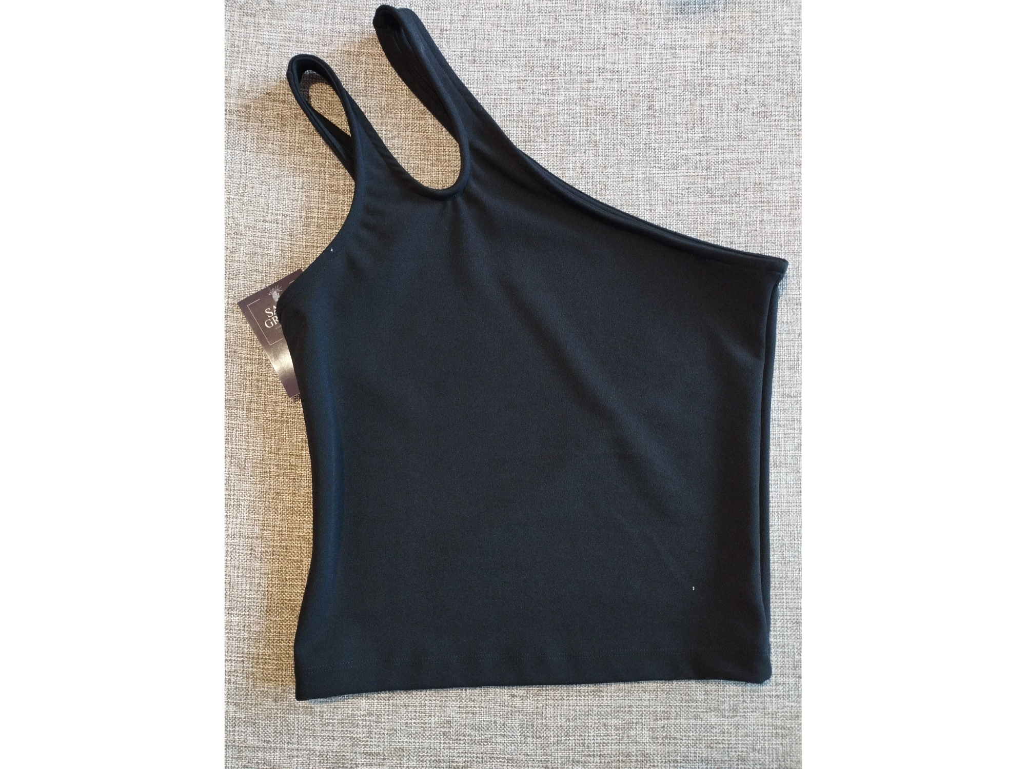 Top un hombro /negro