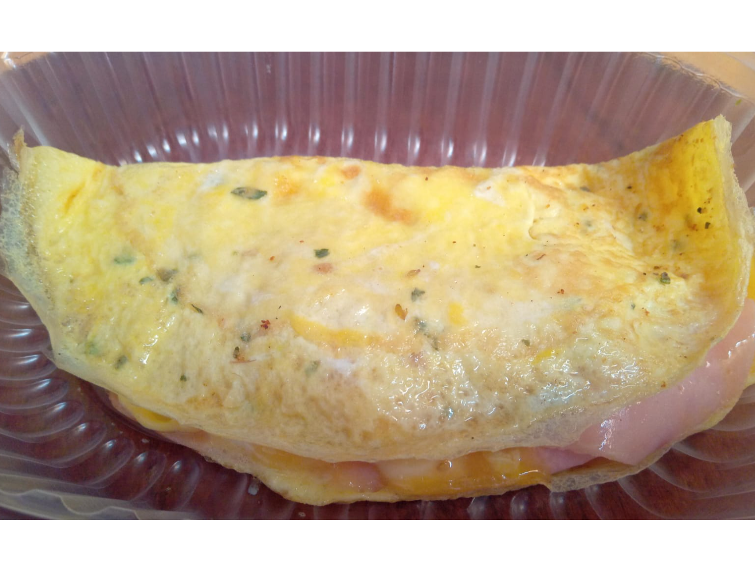 OMELETTE DE JAMON Y QUESO+ GUARNICION