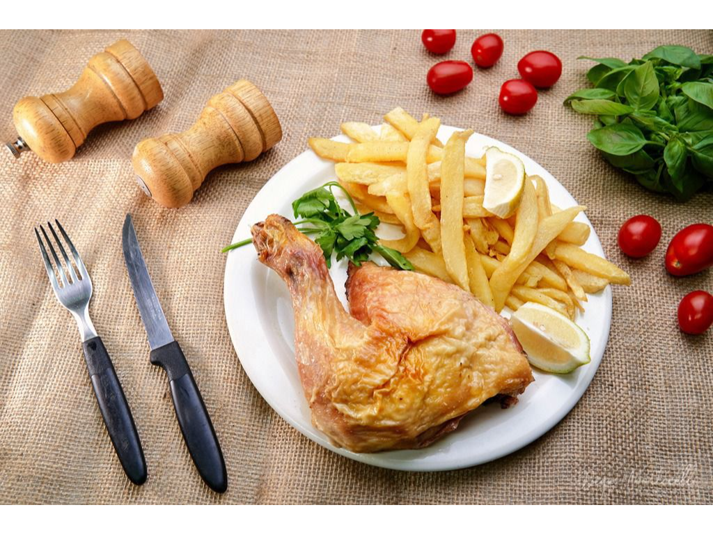 1/4 de Pollo Con Papas Al Horno